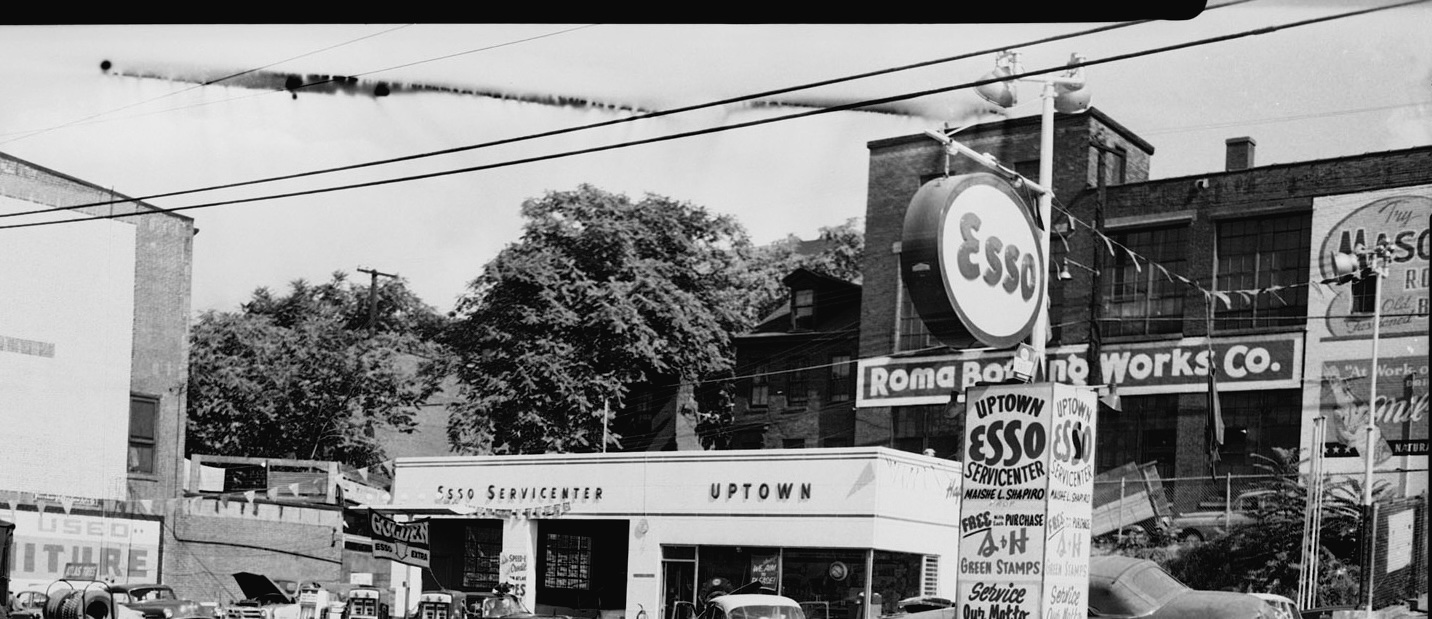 Roma Bottling Works Co., Pittsburgh — photograph by Teenie Harris